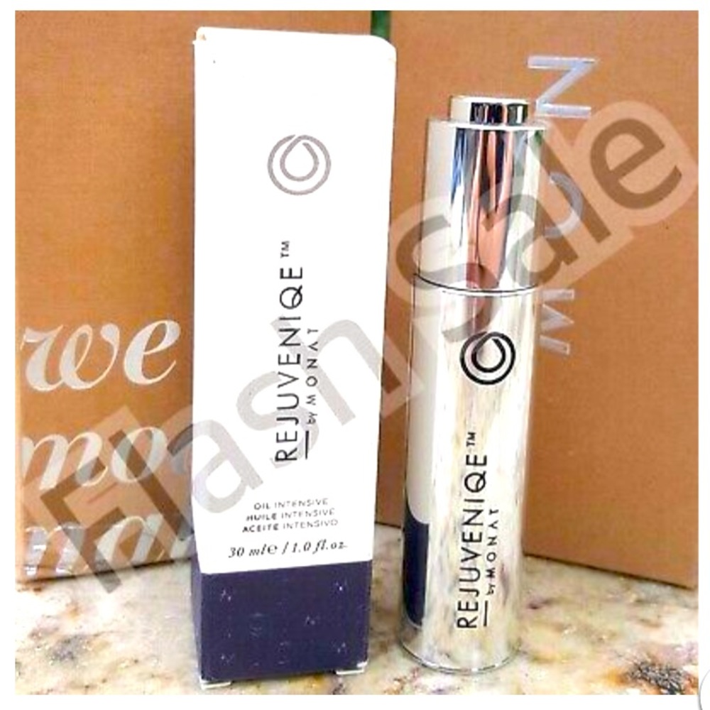 MONAT rejuvenique oil